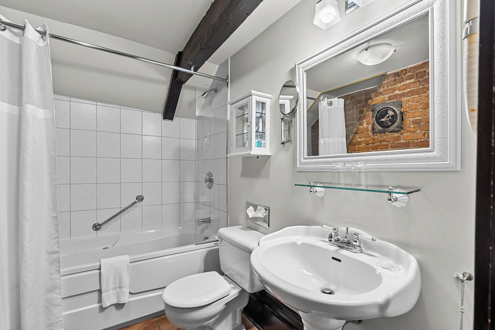 Hotel Le Clos Saint-Louis 50/50