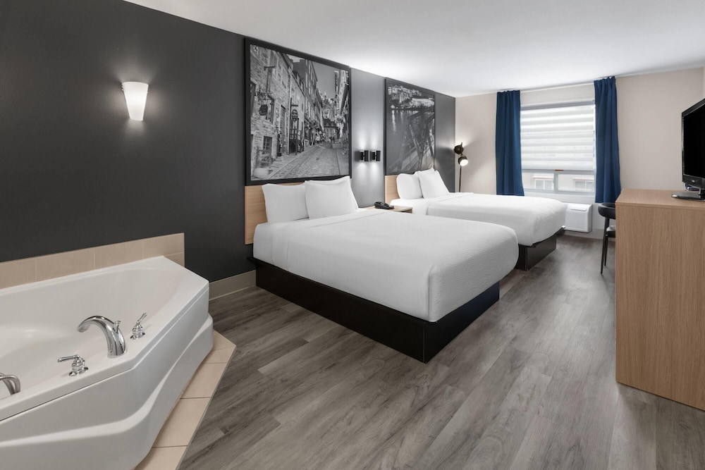 جناح بسريرين كوين، Super 8 By Wyndham Quebec City 5/8