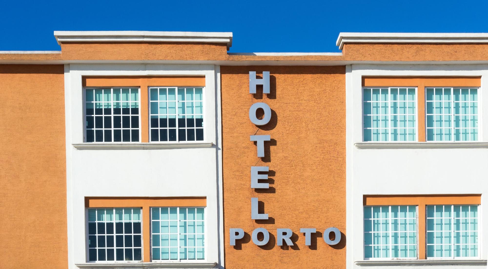Porto Hotel 2/23