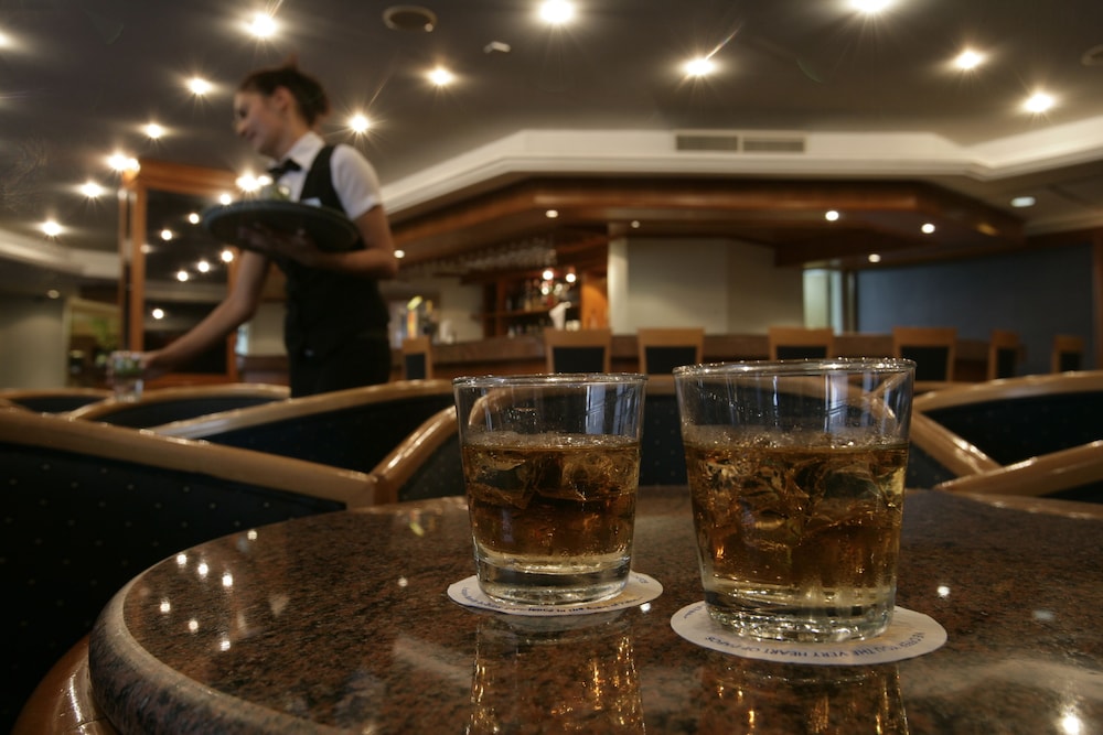 restaurant-cafeteria