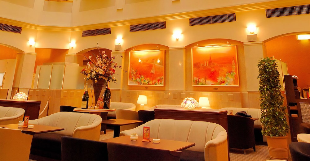 Ginza Creston 28/53