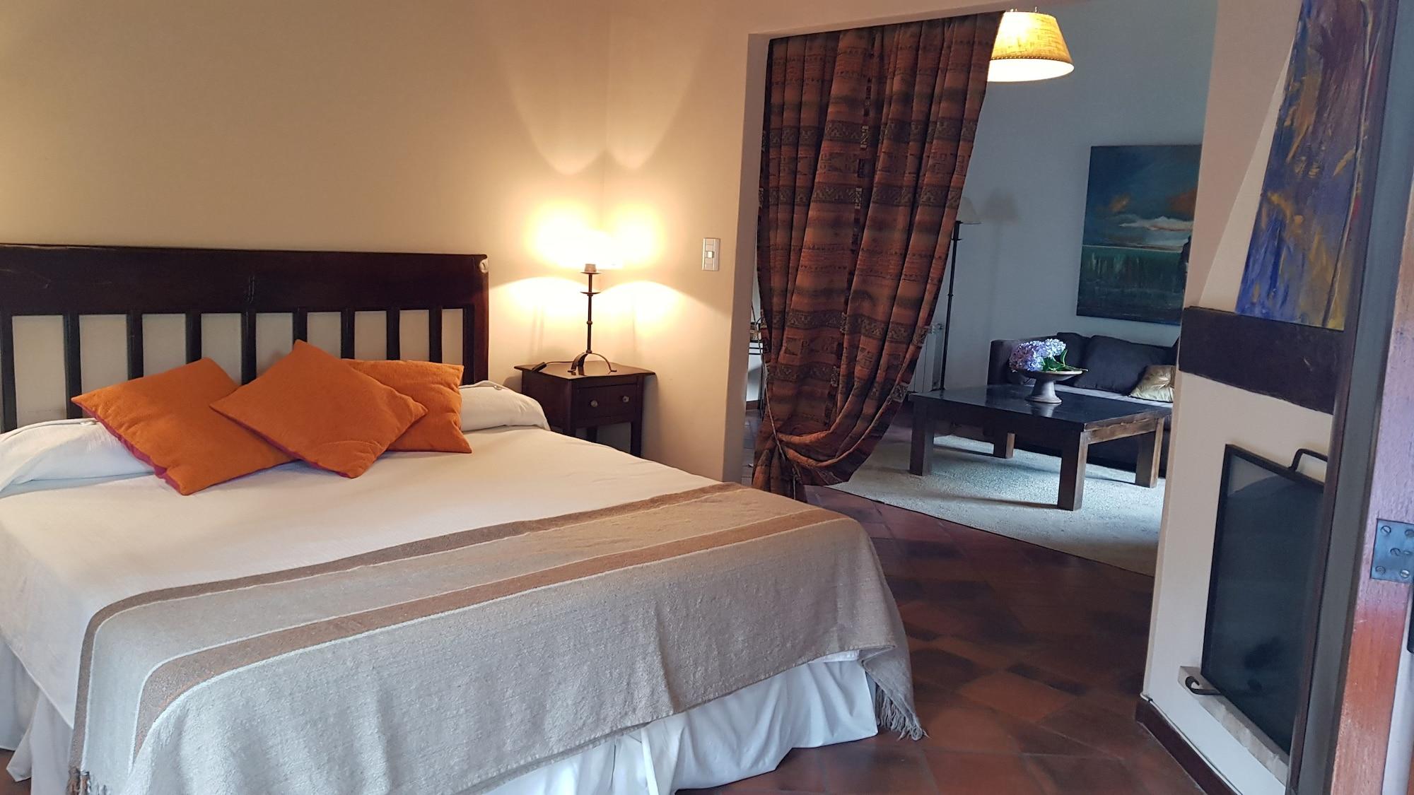 Hotel Torrontes 14/50