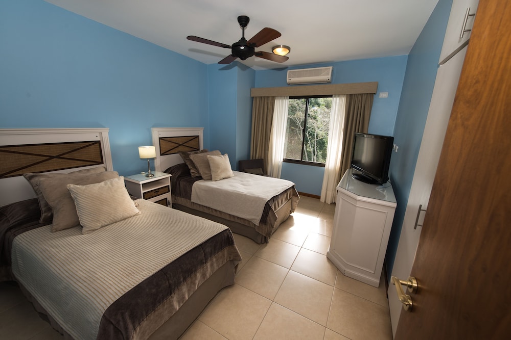 Iguazu Jungle Lodge 12/65