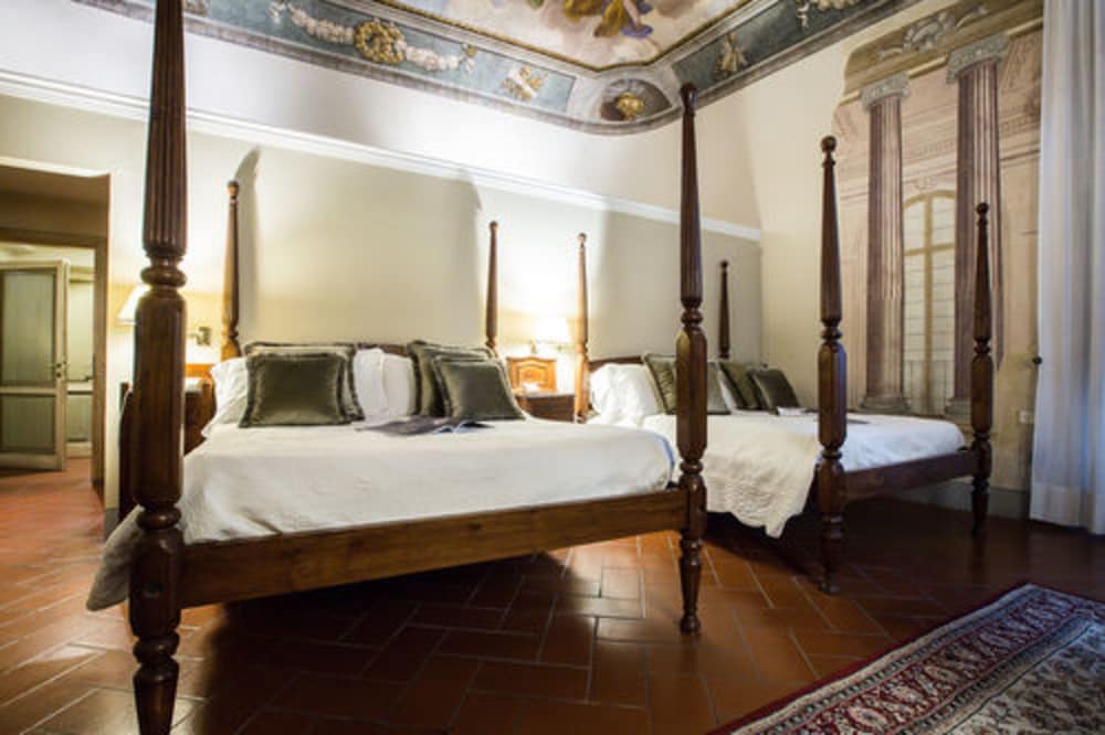 Hotel Burchianti 4/66