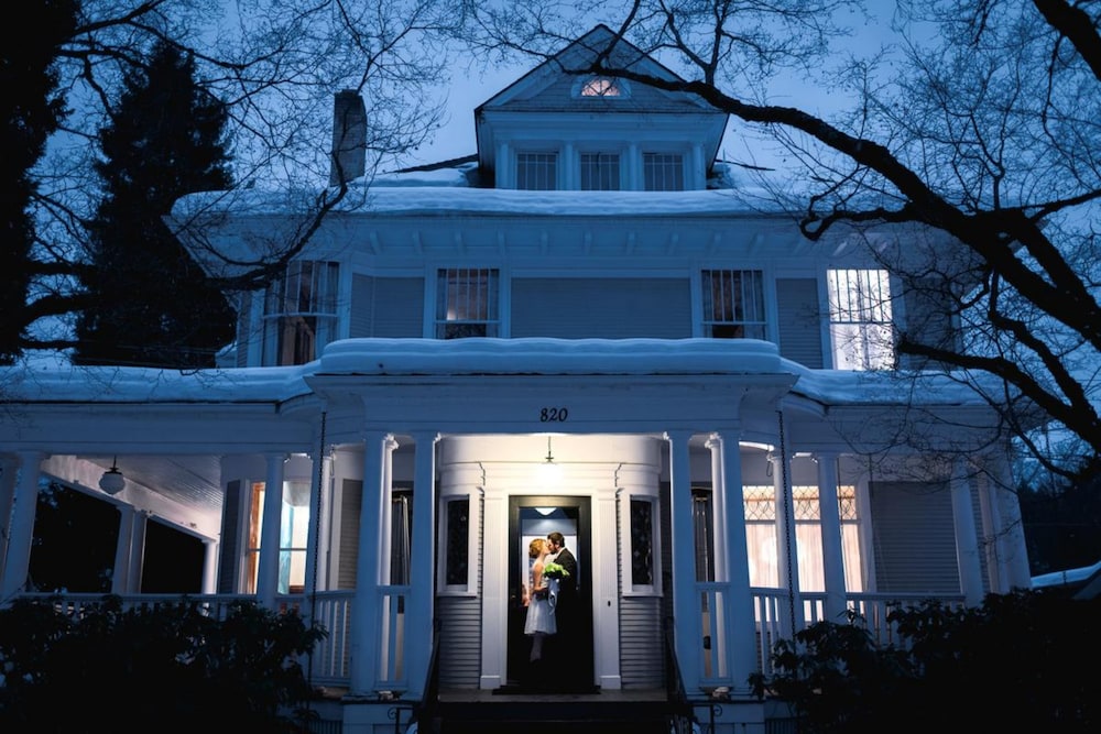 Blackwell Hotel 1/50
