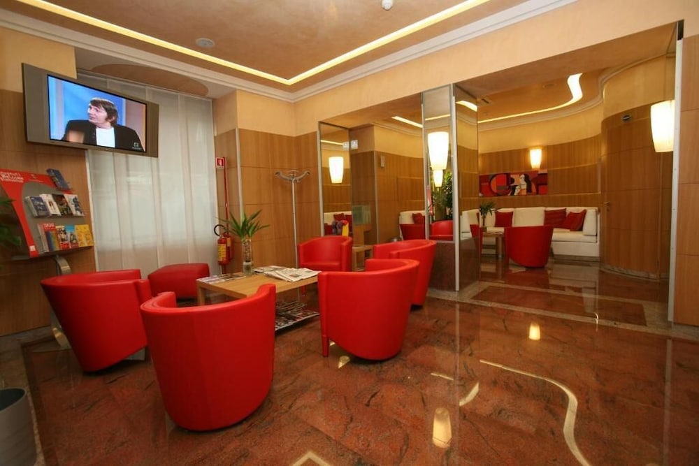 Le Petit Hotel 54/59
