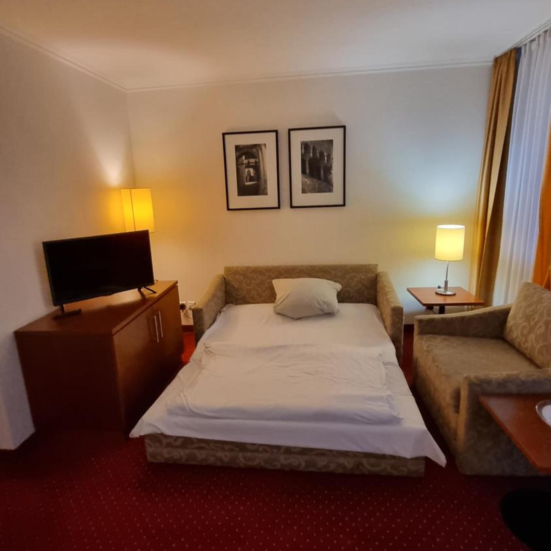 ROSENPARK LAURENSBERG HOTEL 14/45