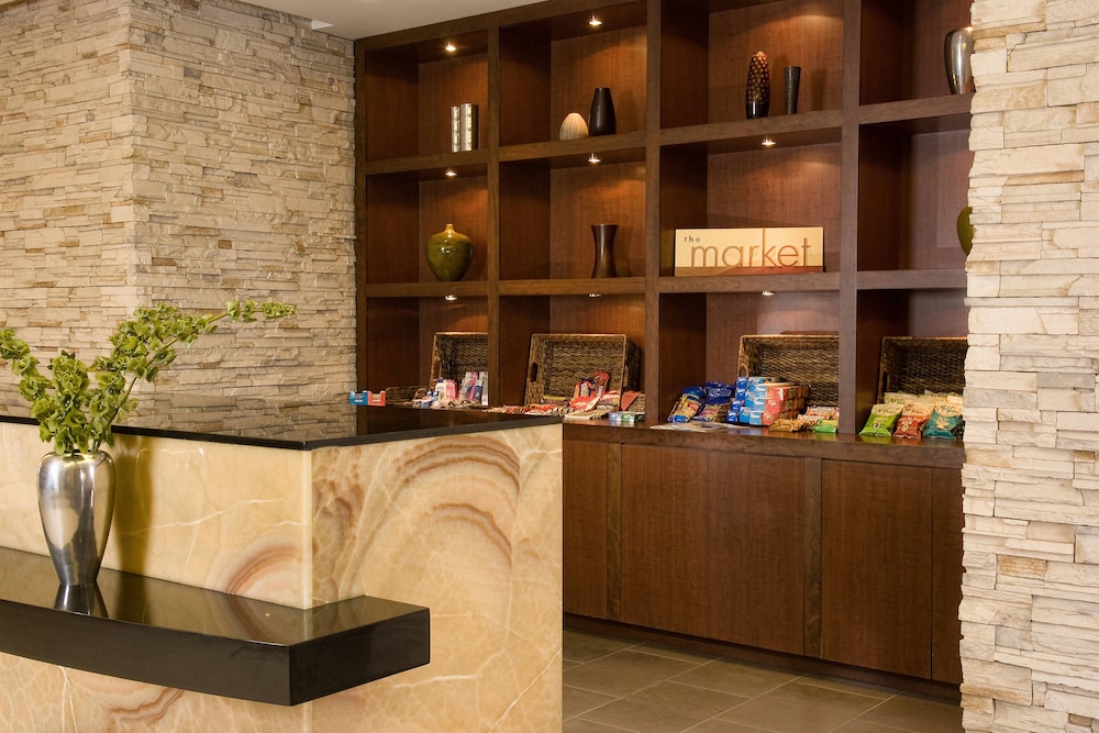 Lobby at Courtyard By Marriott Los Angeles Sherman Oaks, SHERMAN OAKS - CA
