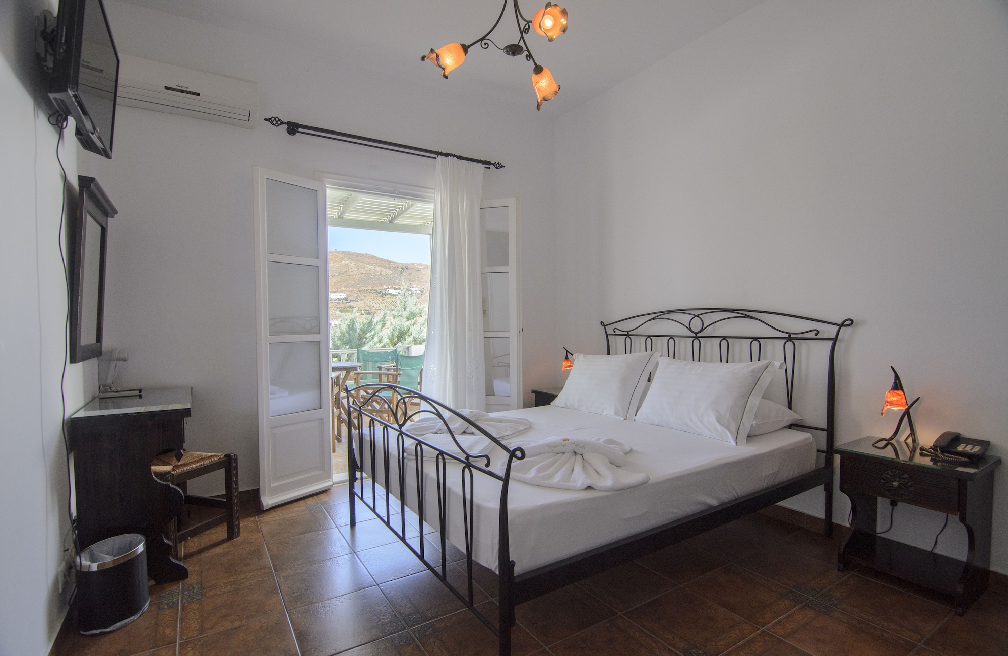 1 Bedroom, Family Suite, Double Bed, Sea View, Sofa
