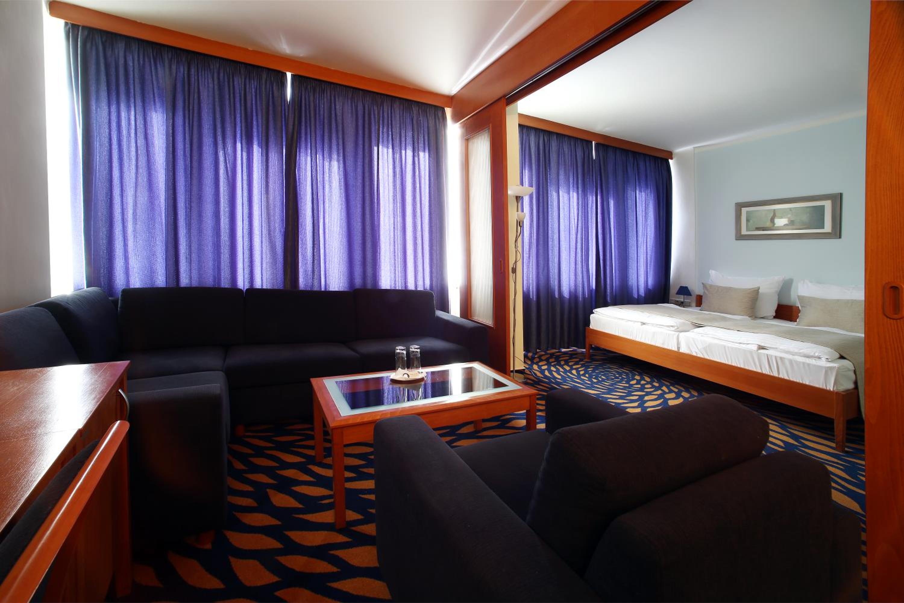 Hotel Central 34/50