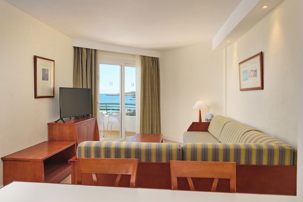 Hipotels Dunas Cala Millor Aparthotel 38/62