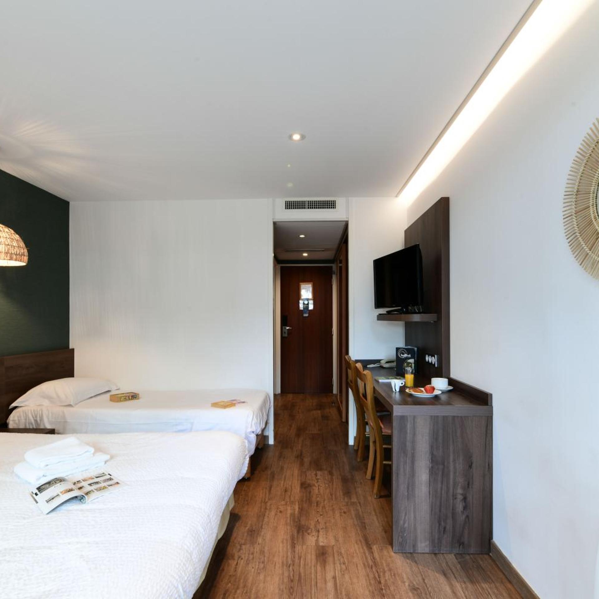 Hotel Lacotel 15/59
