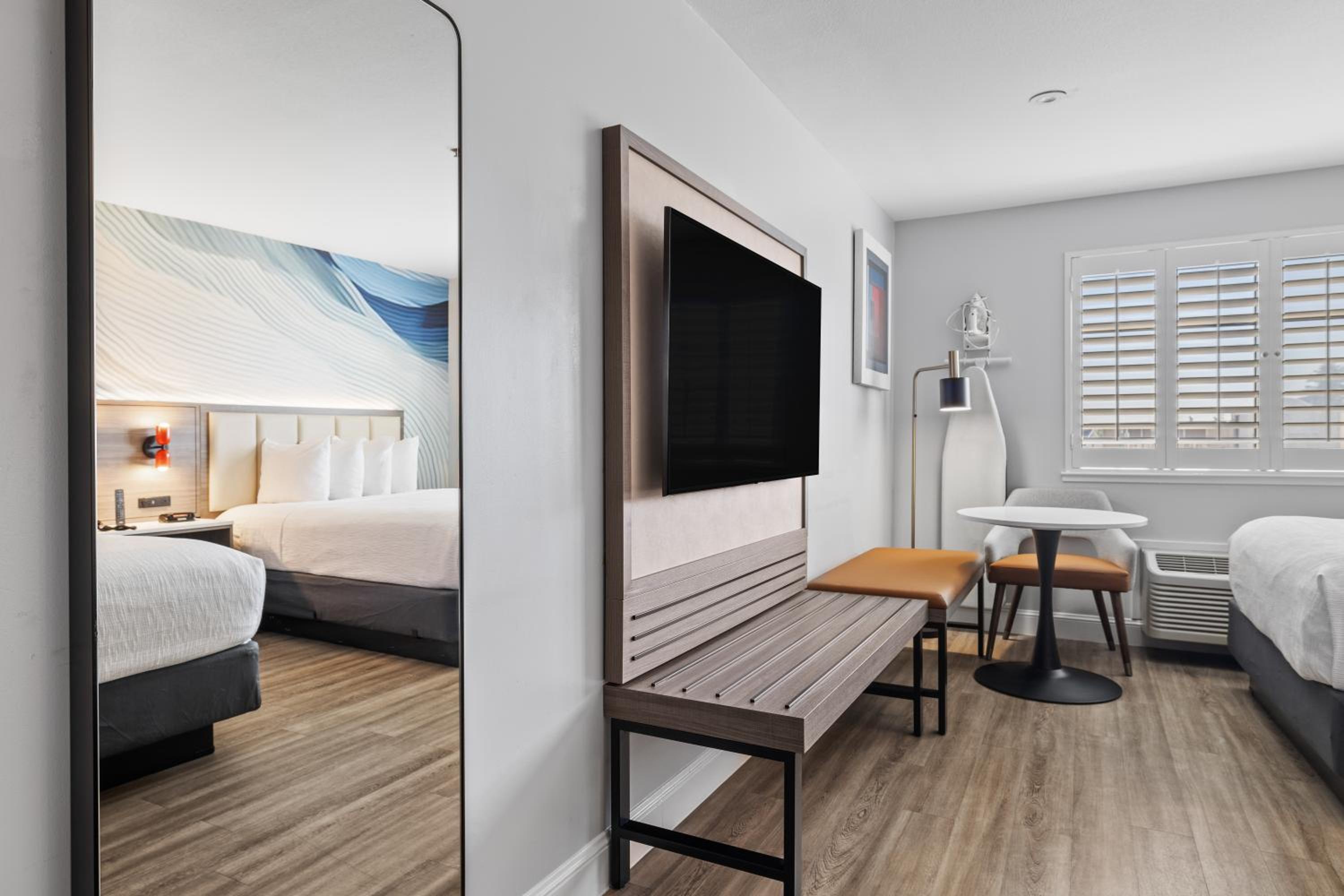 Room, 2 Queen Beds, Accessible, Hotel Skye San Bruno 4/10