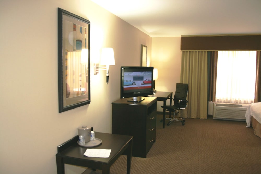 Hampton Inn and Suites Las Vegas Airport 46/66