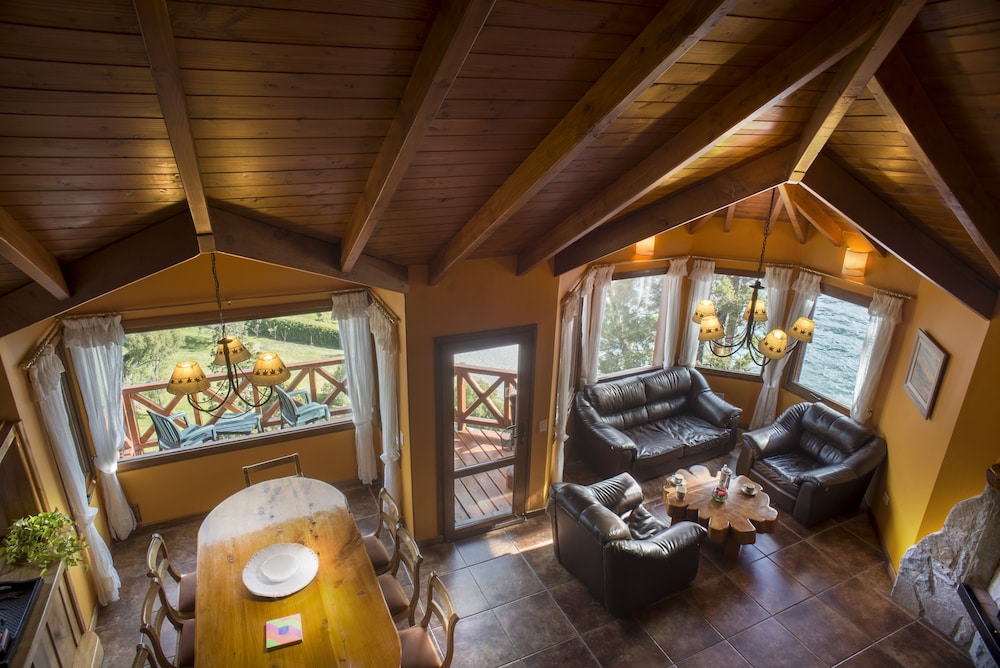 Charming Luxury Lodge and Private Spa 42/74