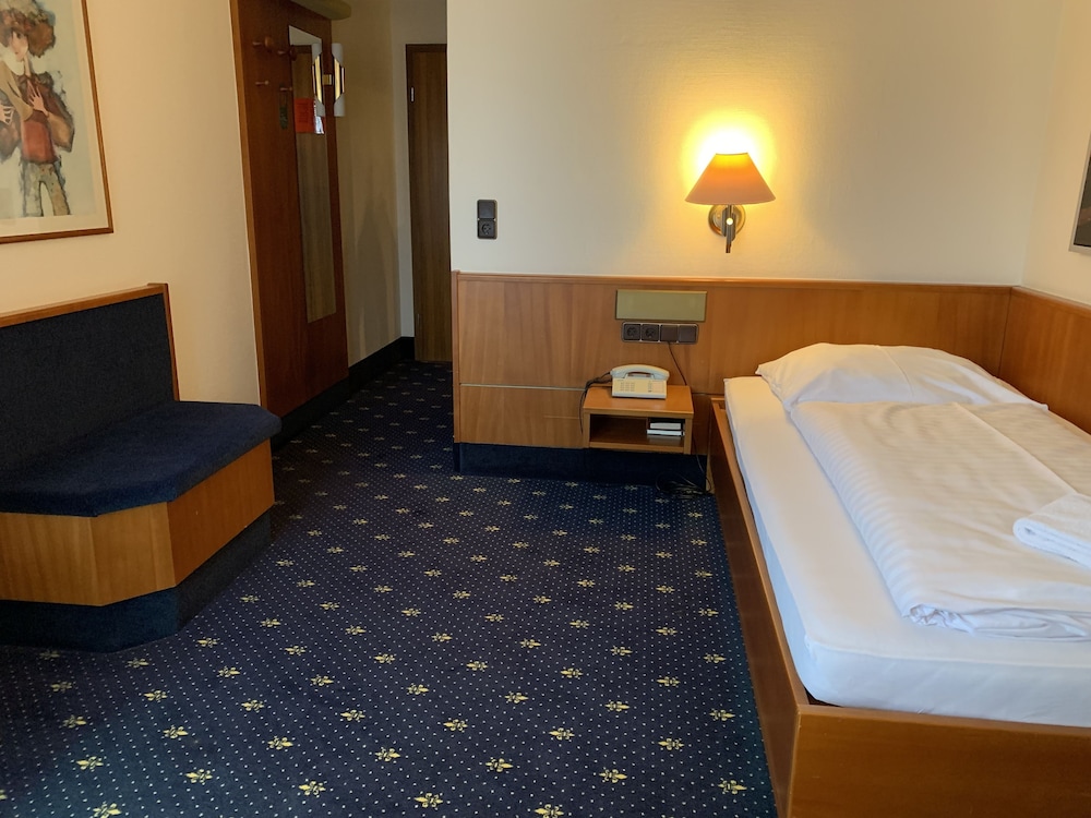 Karaman Group Hotel 14/58