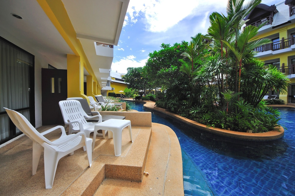 Woraburi Phuket Resort And Spa 32/75