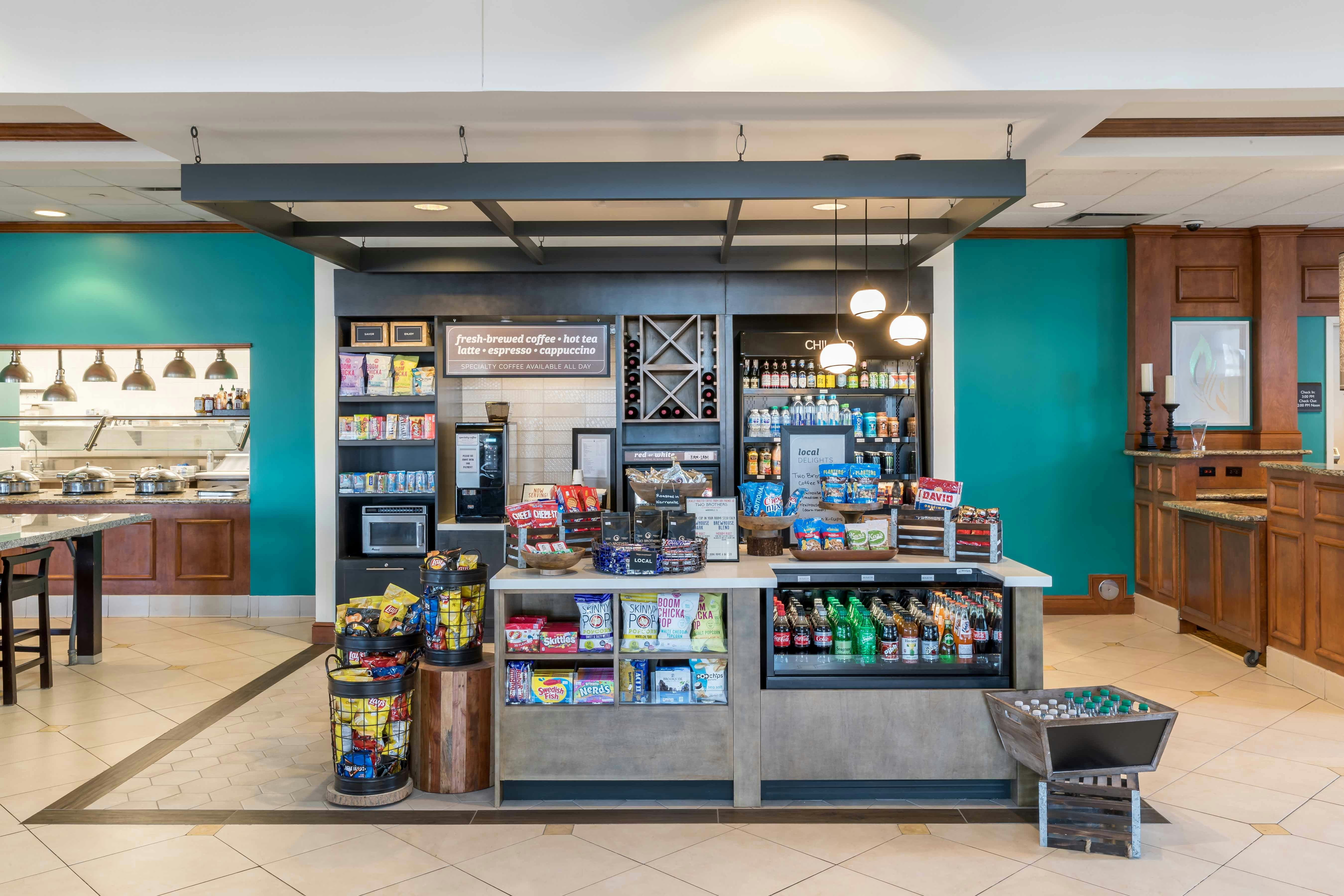 Hilton Garden Inn Naperville/Warrenville 13/19