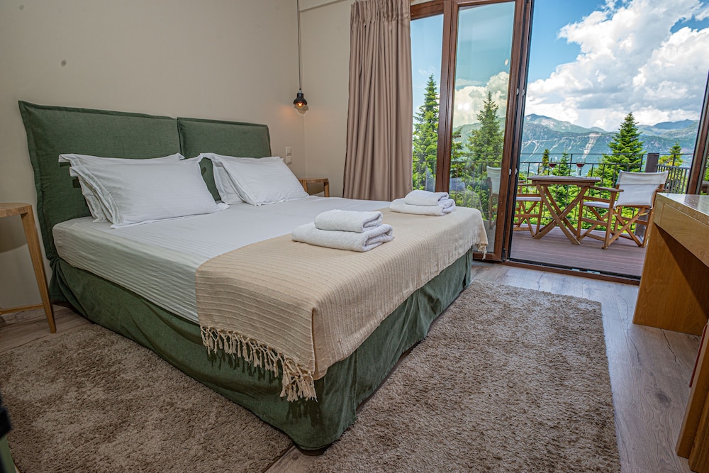 Anavasi Mountain Resort 12/50