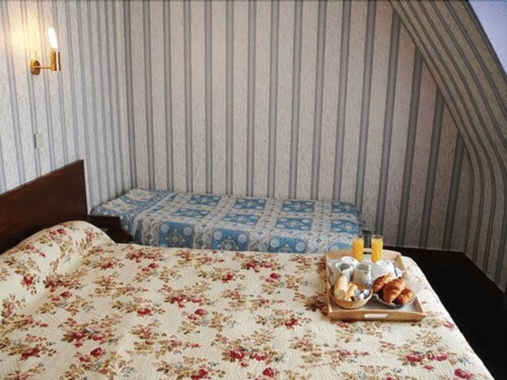 Grand Hotel De L europe 43/51
