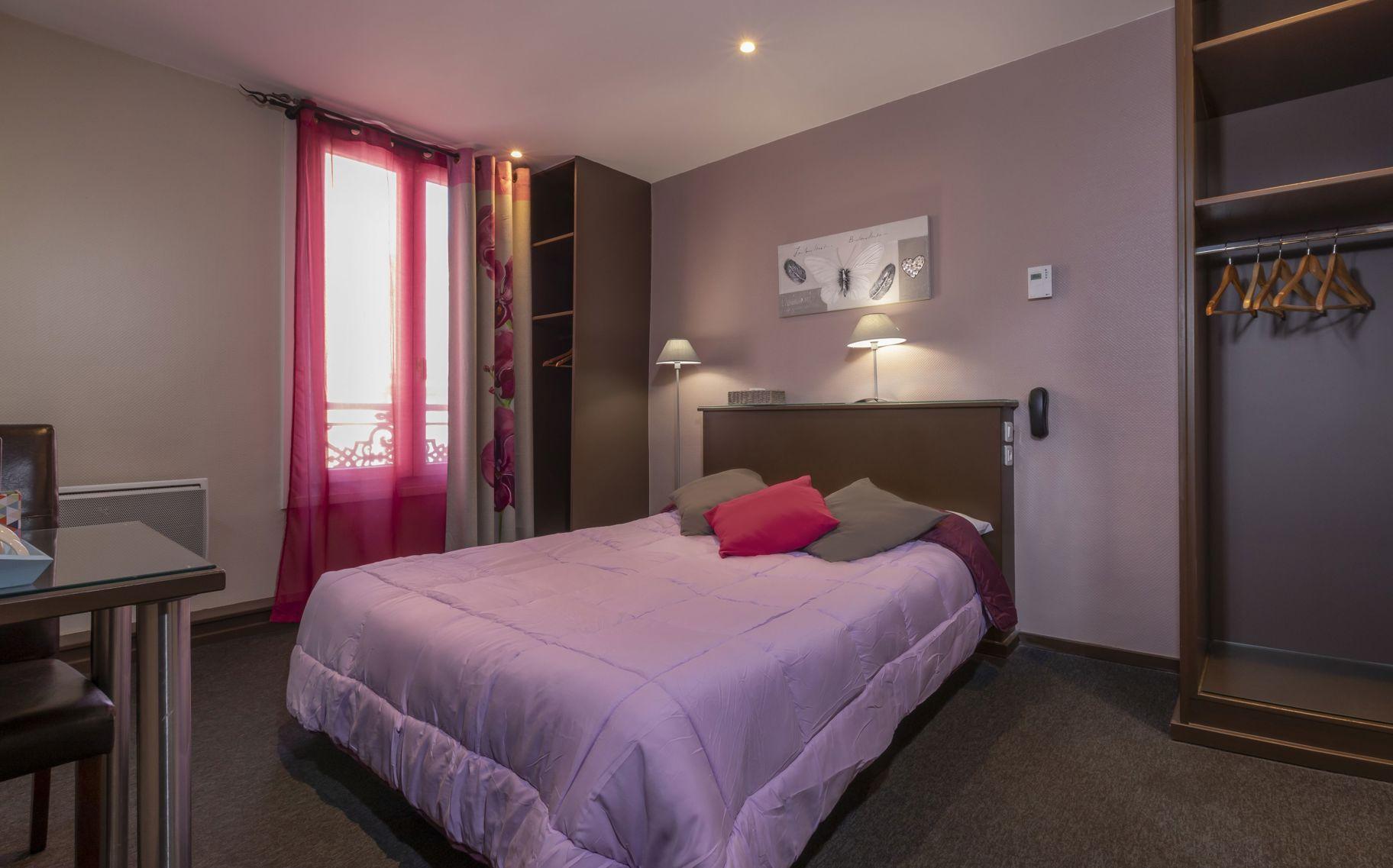 Standard, Double Bed