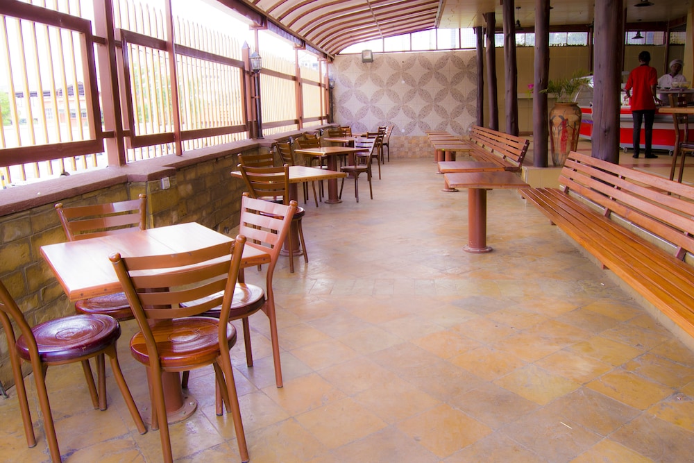Mooreland Hotel Nairobi 26/37