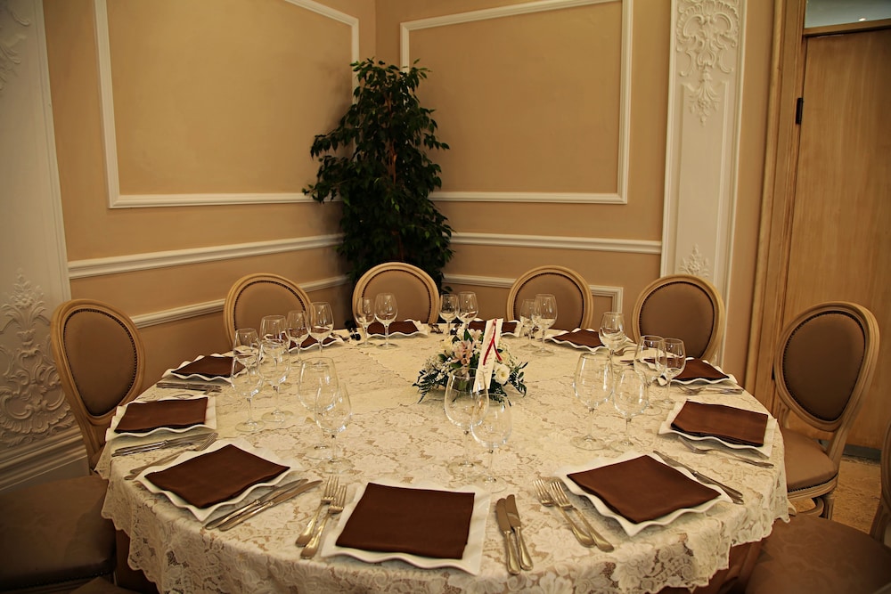 Villa Lecchi 39/50