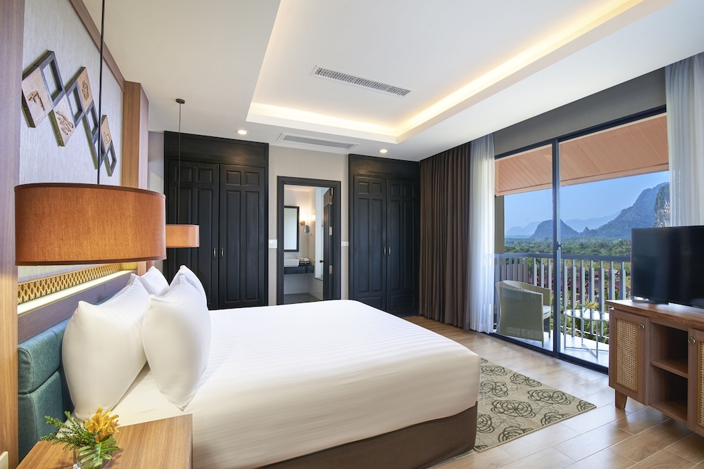 Amari Vang Vieng Laos 27/80
