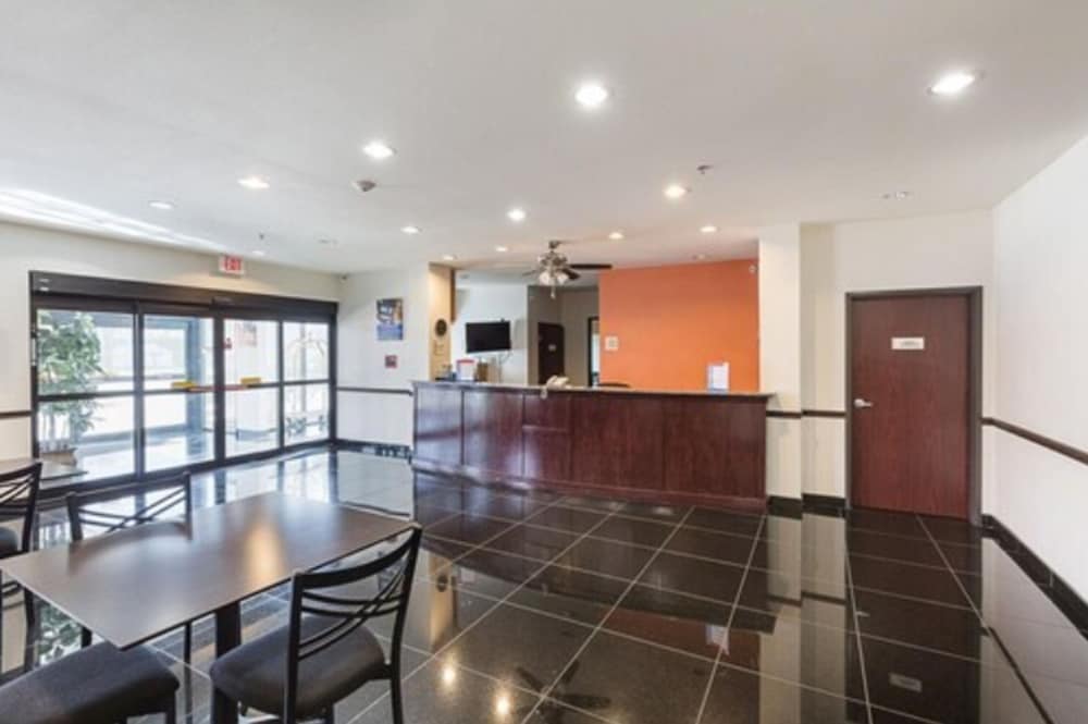 Budget Inn and Suites 6/27