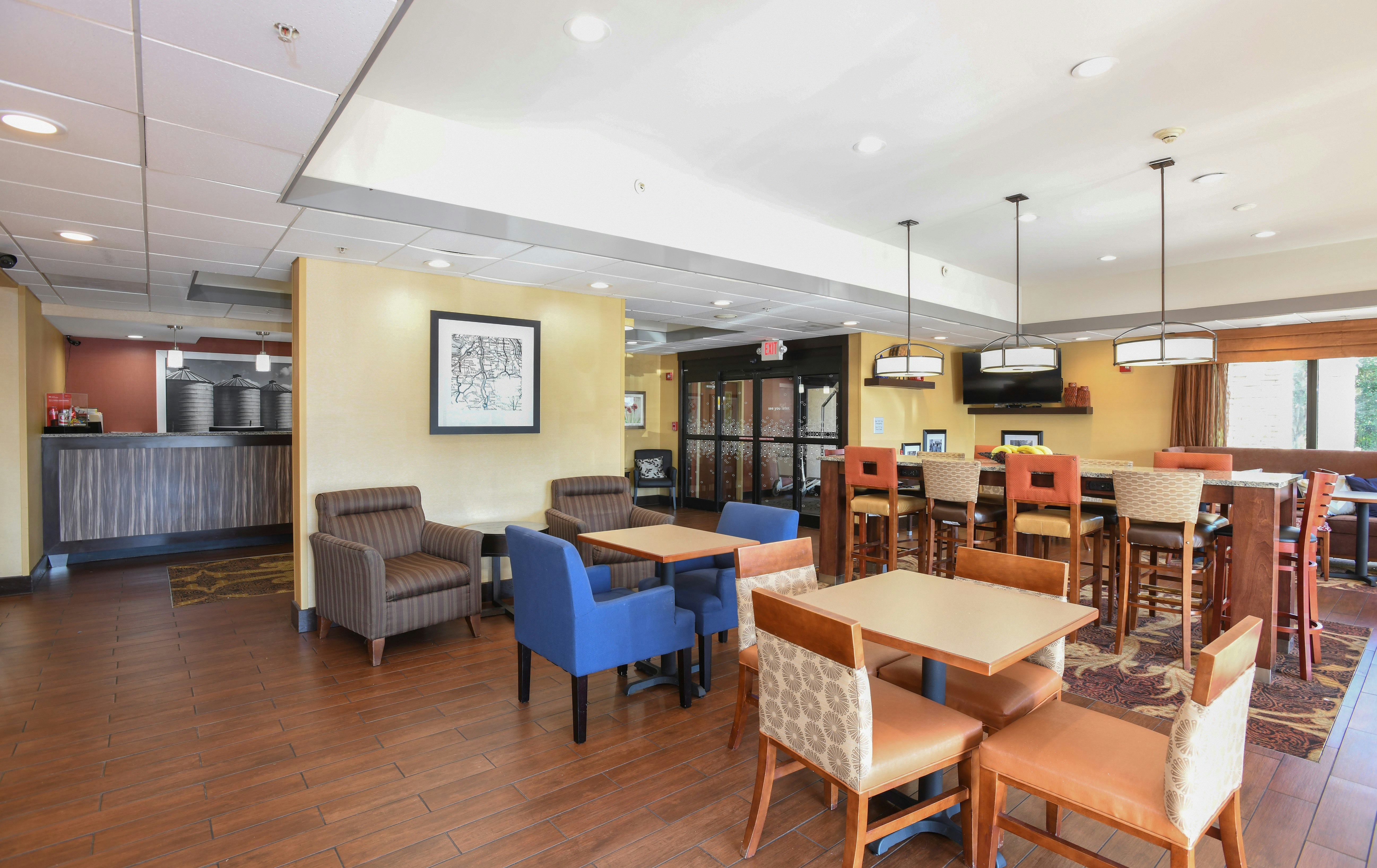 Hampton Inn Dry Ridge 20/37