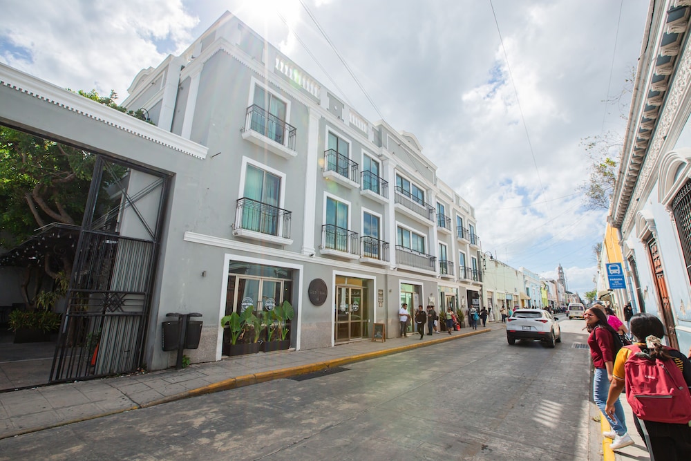 Nacional Hotel Merida 47/50