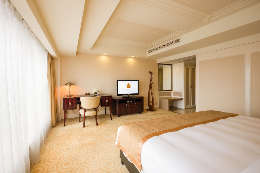 Paramount Gallery Hotel Shanghai 10/50