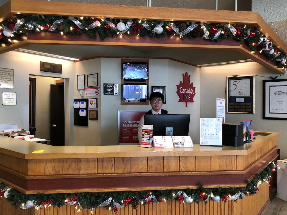 Canad Inns Destination Centre Windsor Park 5/51
