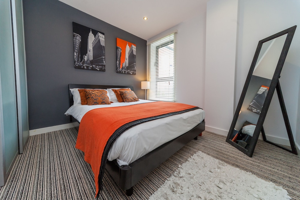 Kspace Serviced Apartments West One 8/23