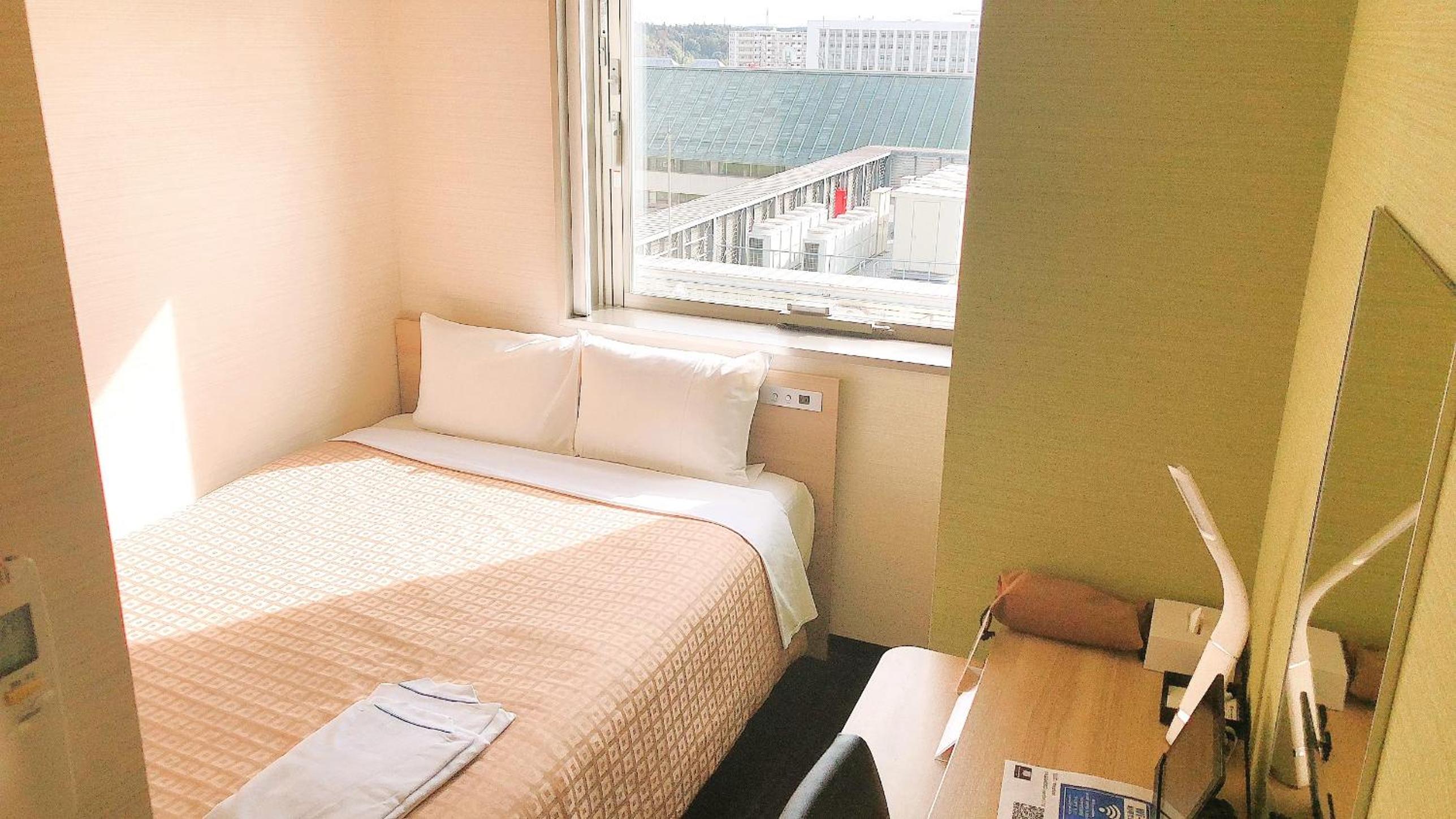 Semi Room, Smart, Semi Double Bed