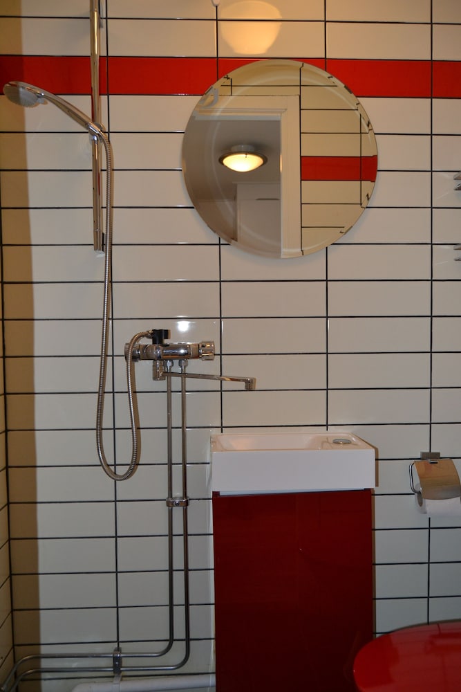 Solsta Hotell 25/42