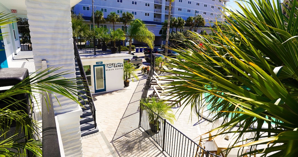 Ivory Sands Beach Suites 40/50