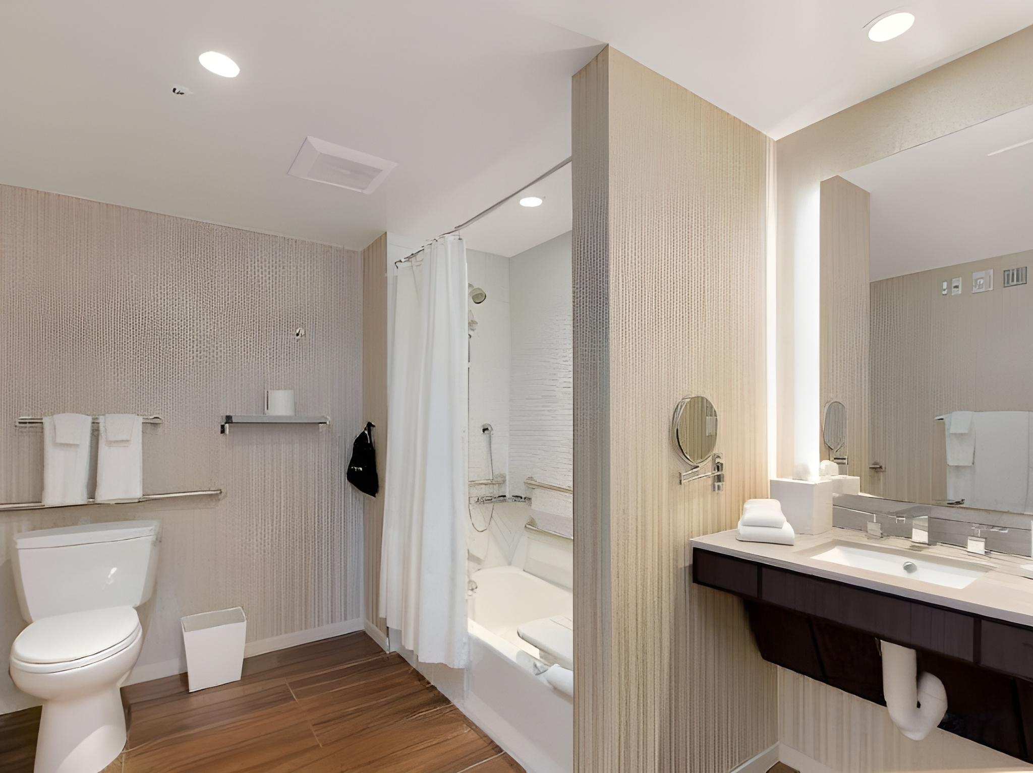 1 Bedroom, Suite, King Bed, Accessible
