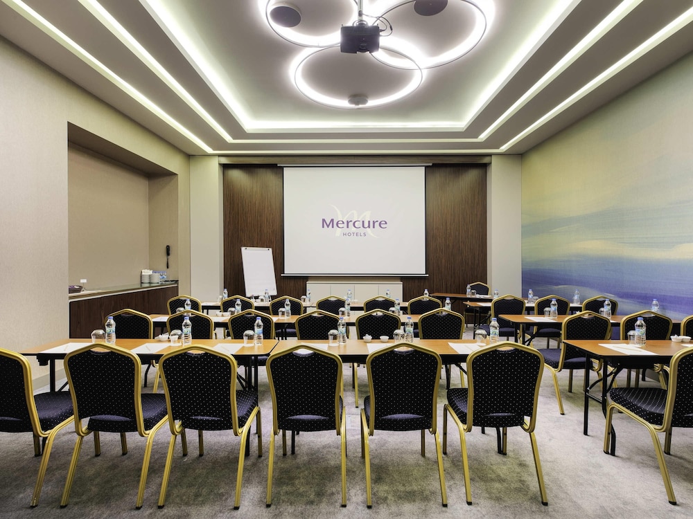 Mercure Hotels Istanbul Umraniye 53/64