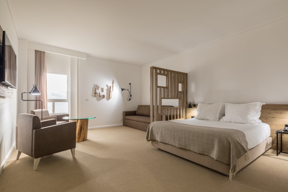 Lamego Hotel 18/65