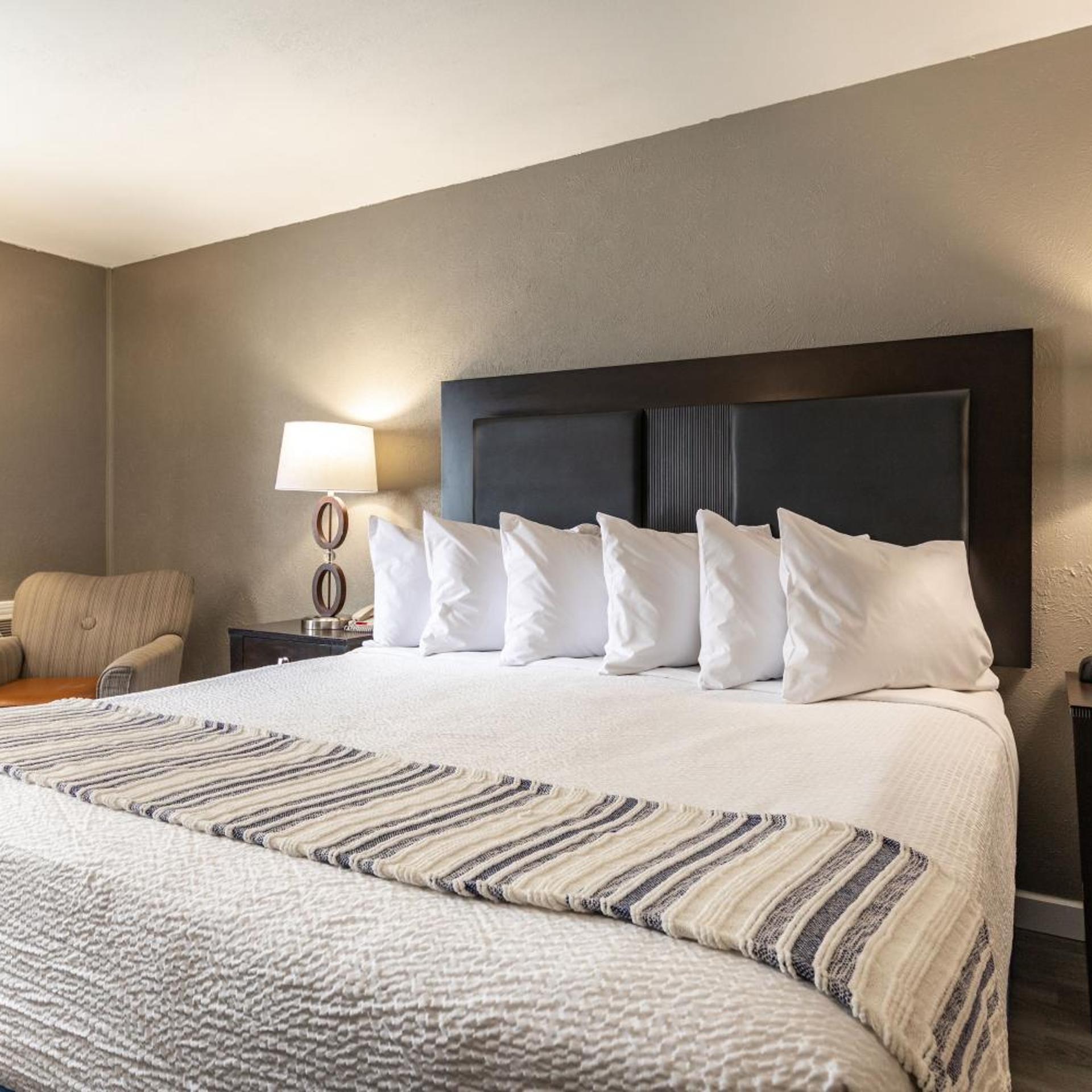 Standard, King Bed