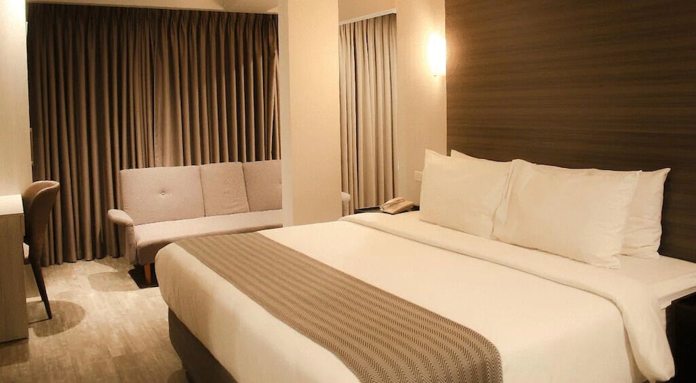 1A Express Hotel 13/40