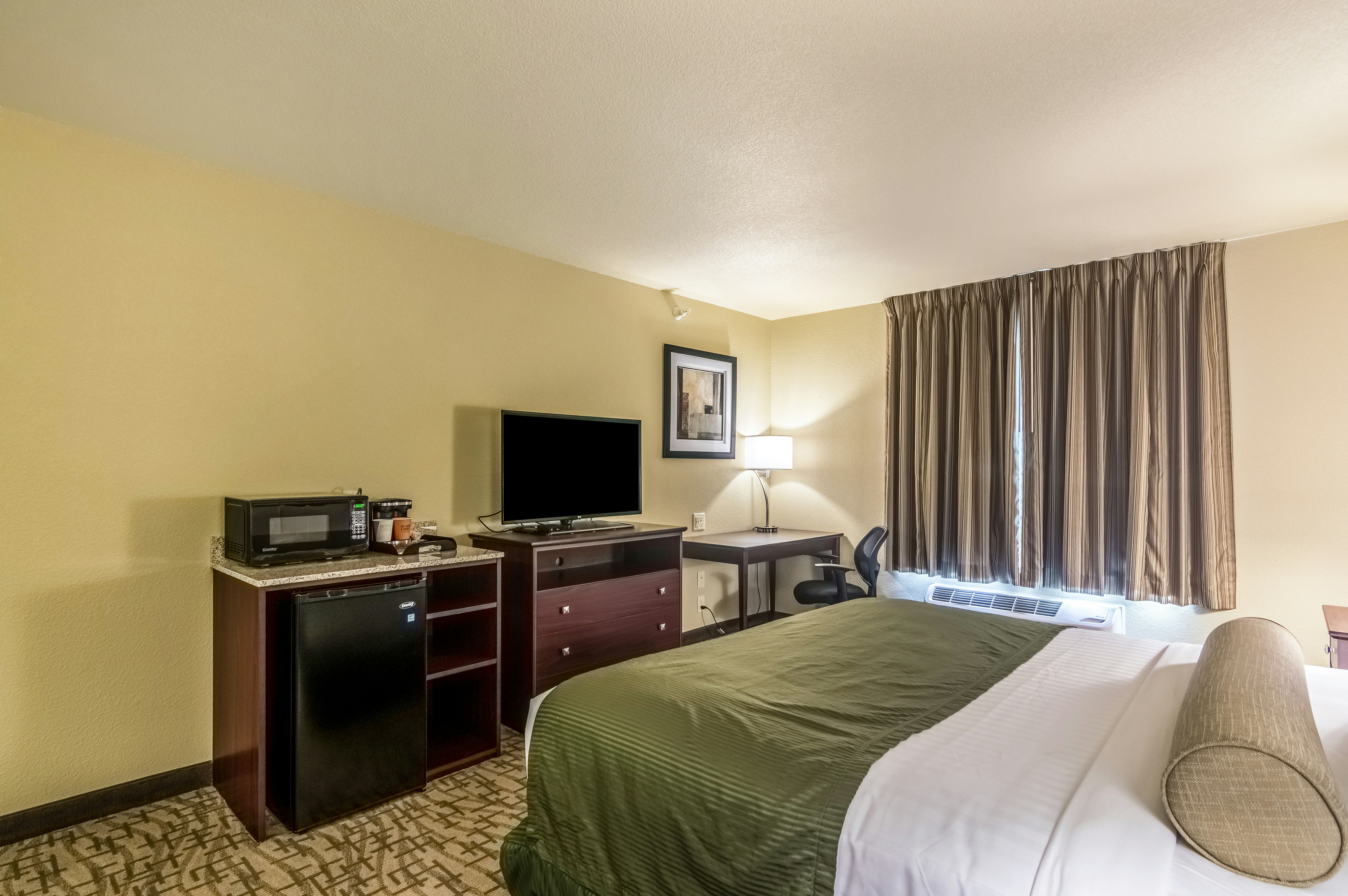 Cobblestone Inn & Suites - Lakin 13/27
