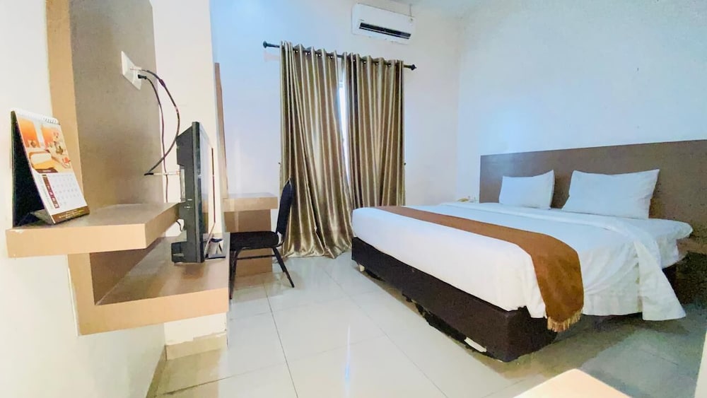 Saka Hotel Medan 9/28