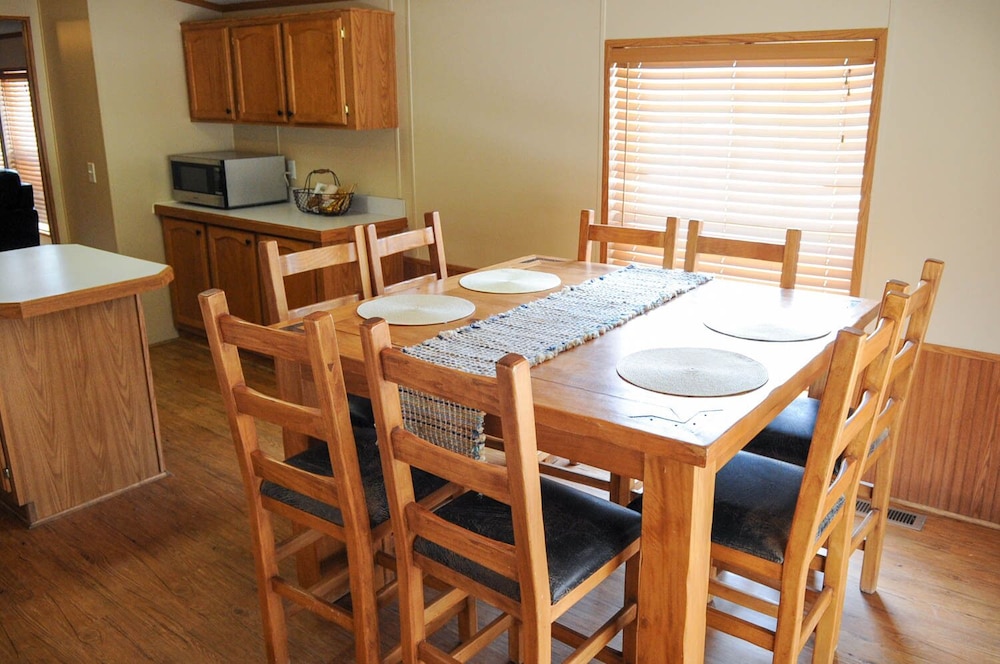 Royal Gorge Cabins 62/69