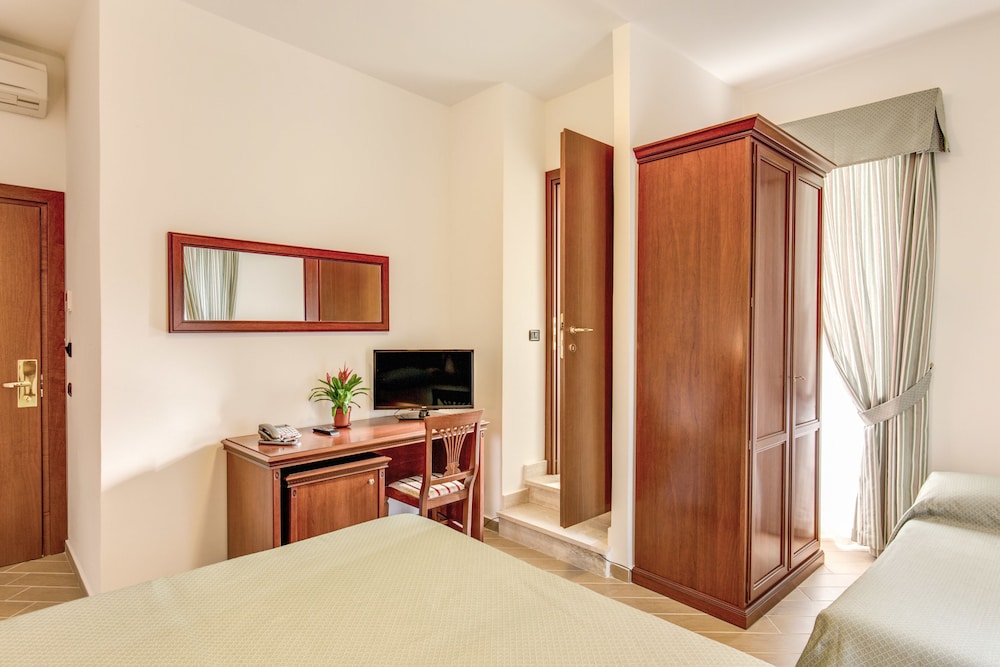 Hotel Flavio Rome 21/33