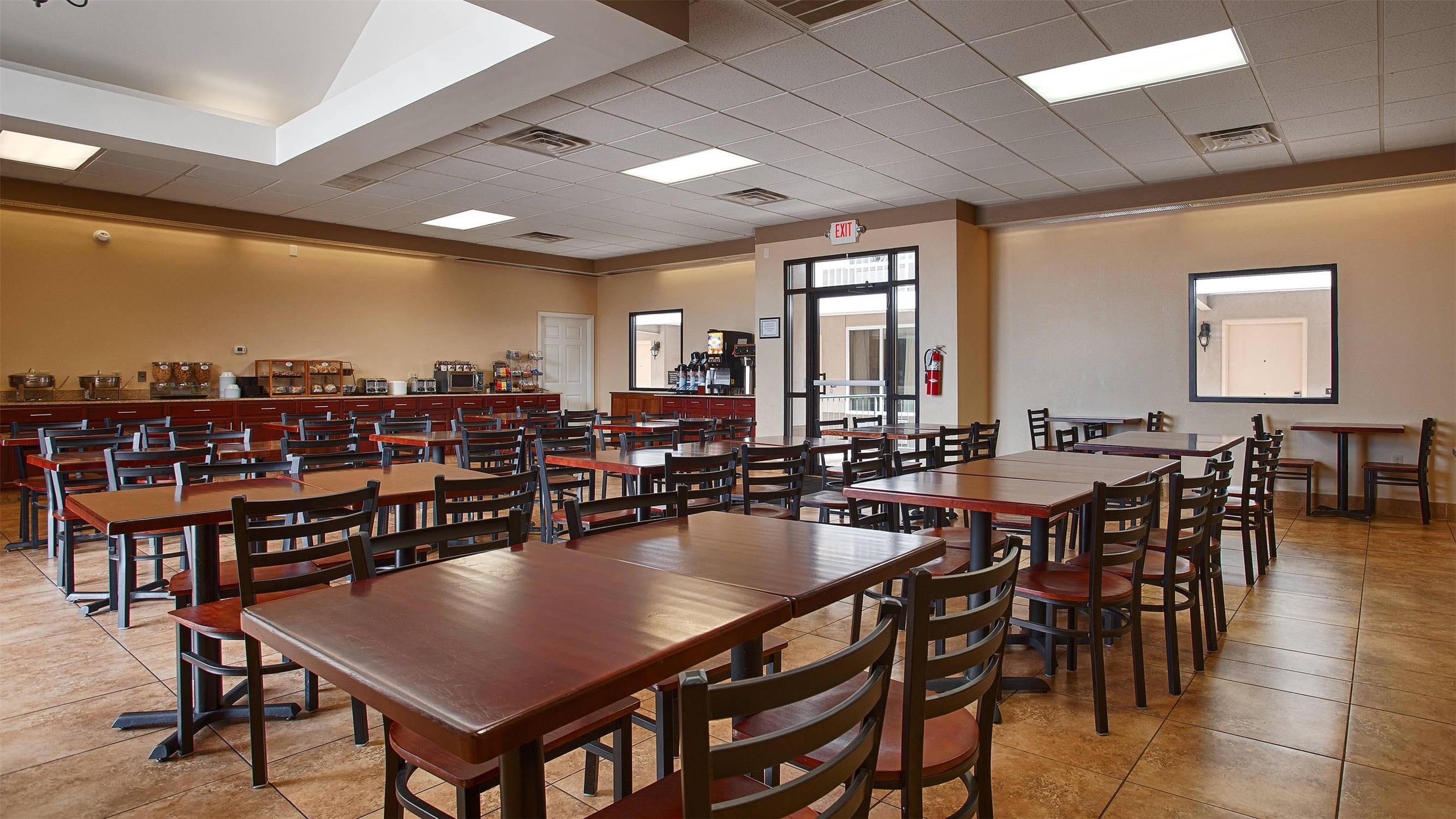 Quality Inn & Suites Williamsport 24/28