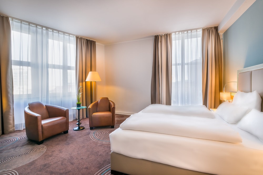 Garner Hotel Essen - Handelshof by IHG 24/85
