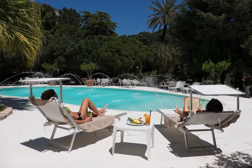 Hotel Parco Delle Fontane 61/71