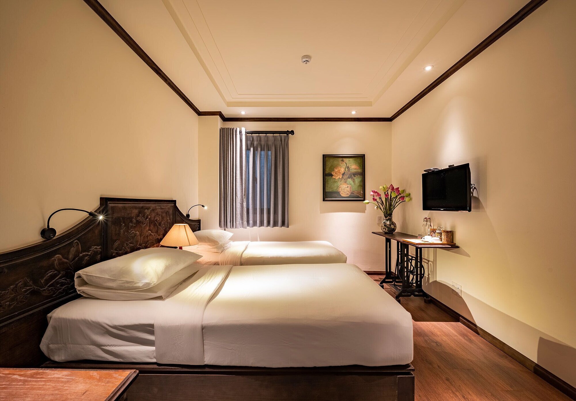 SIGNATURE, TWIN BEDS
